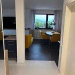 Penthouse Mit Traumblick Auf Teutoburger Wald - Dachterrasse, Whirlpool, Tiefgarage, Innenstadt דירה באד זאלצפלן