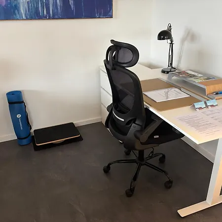 Penthouse Mit Traumblick Auf Teutoburger Wald - Dachterrasse, Whirlpool, Tiefgarage, Innenstadt דירה *