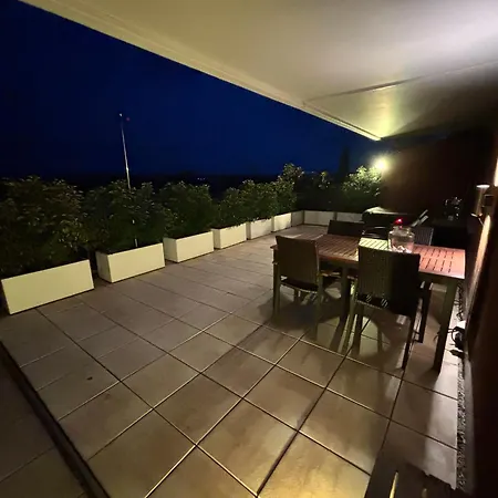 Penthouse Mit Whirlpool, Traumblick Und Grosser Dachterrasse Apartment Bad Salzuflen