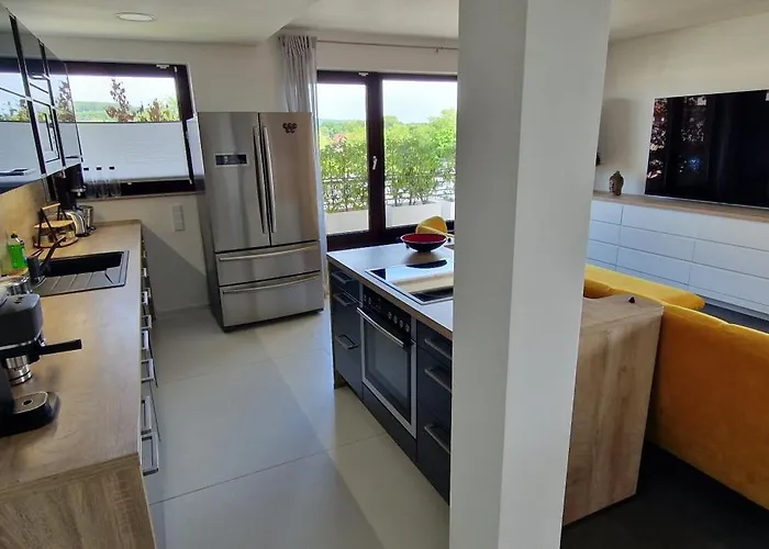 Appartamento Penthouse Mit Whirlpool, Traumblick Und Grosser Dachterrasse Bad Salzuflen