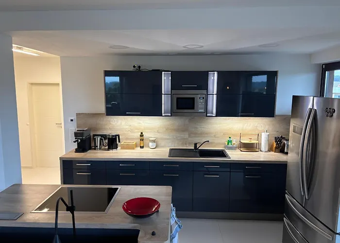 Appartamento Penthouse Mit Whirlpool, Traumblick Und Grosser Dachterrasse Bad Salzuflen