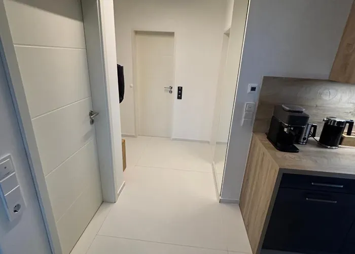 Penthouse Mit Traumblick Auf Teutoburger Wald - Dachterrasse, Whirlpool, Tiefgarage, Innenstadt Apartman *